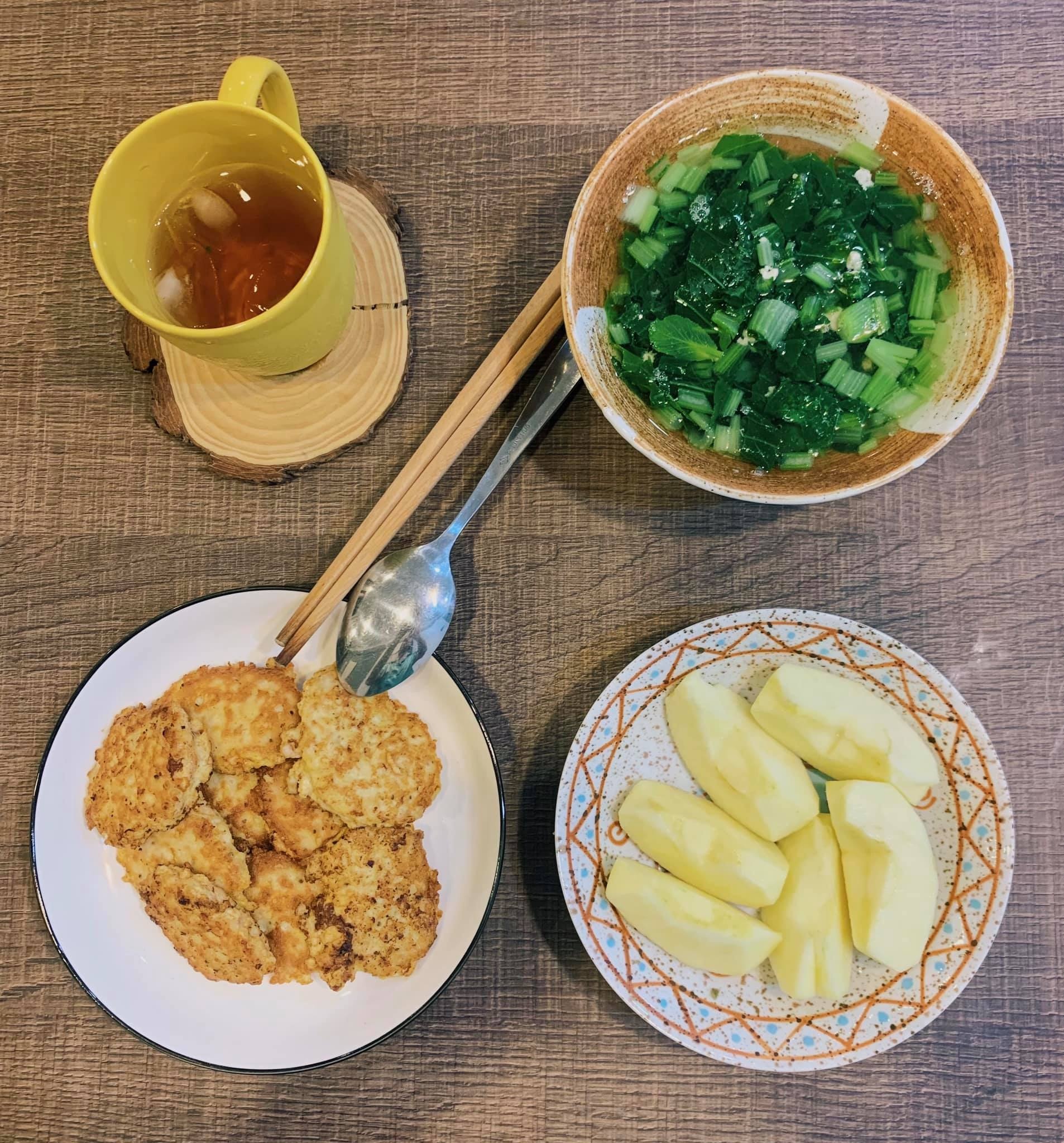 người trẻ ăn uống khi bình thường mới ảnh 9 nguoi tre an uong khi binh thuong moi anh 9