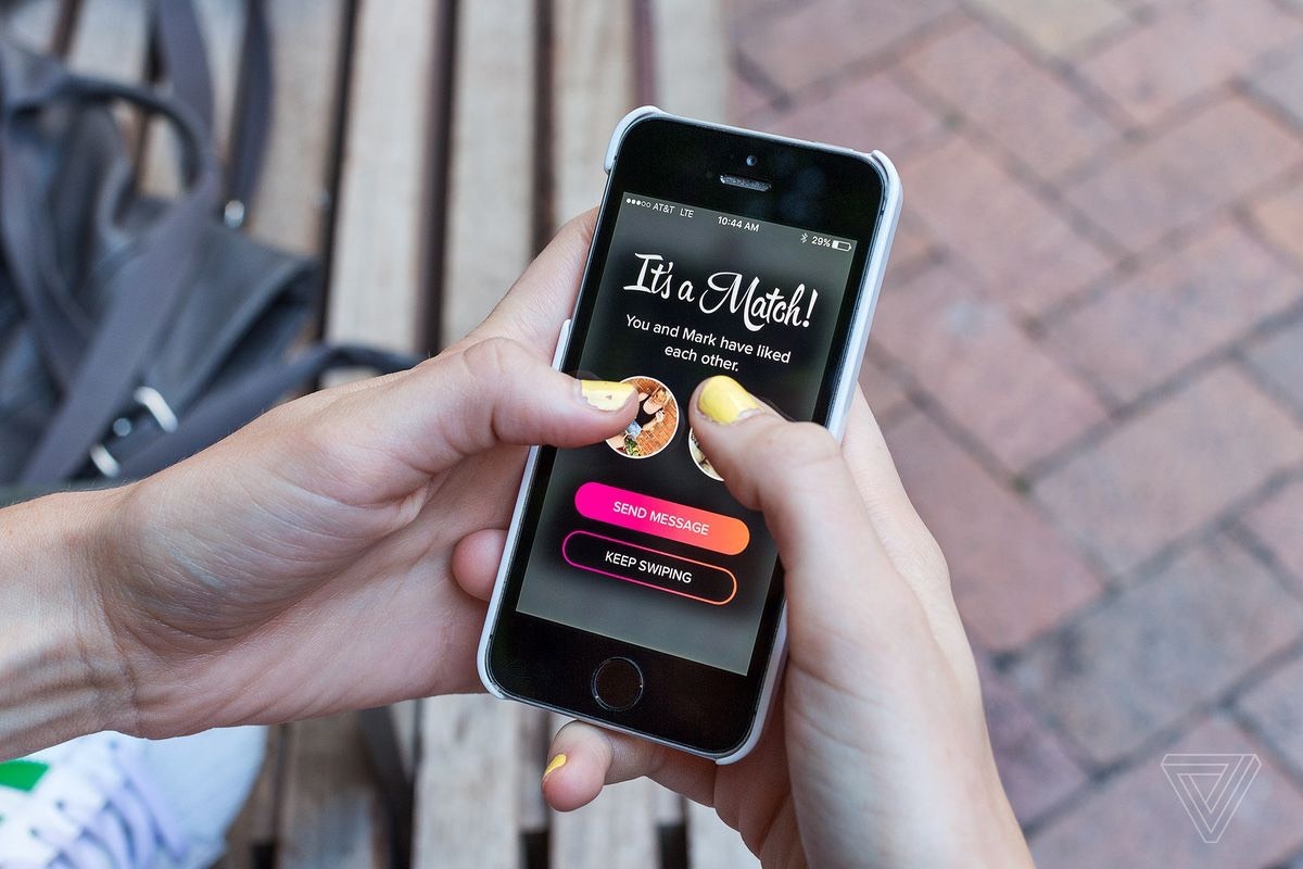 hen ho qua ung dung sau gian cach anh 1