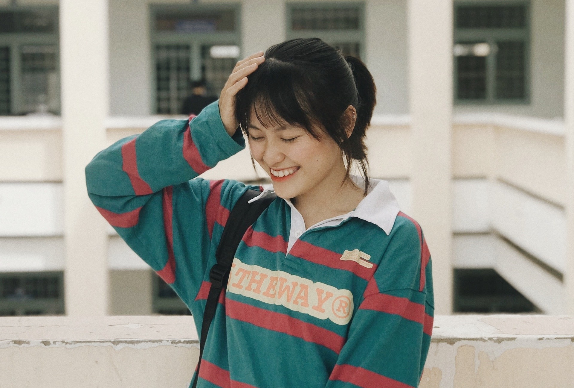 Nguoi tre o TP.HCM cat giam chi tieu hau gian cach hinh anh