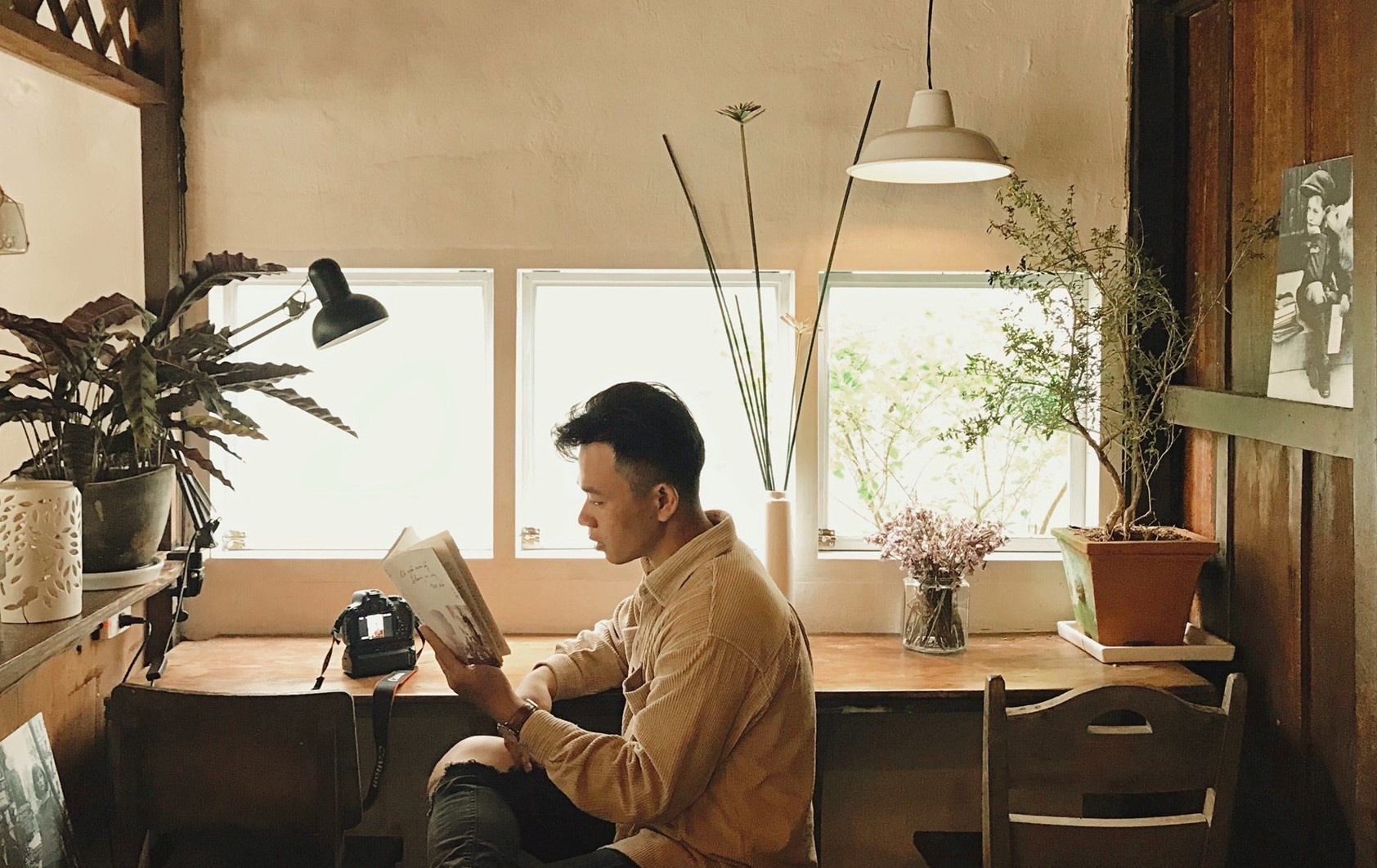 nguoi tre tiet kiem hau gian cach anh 1