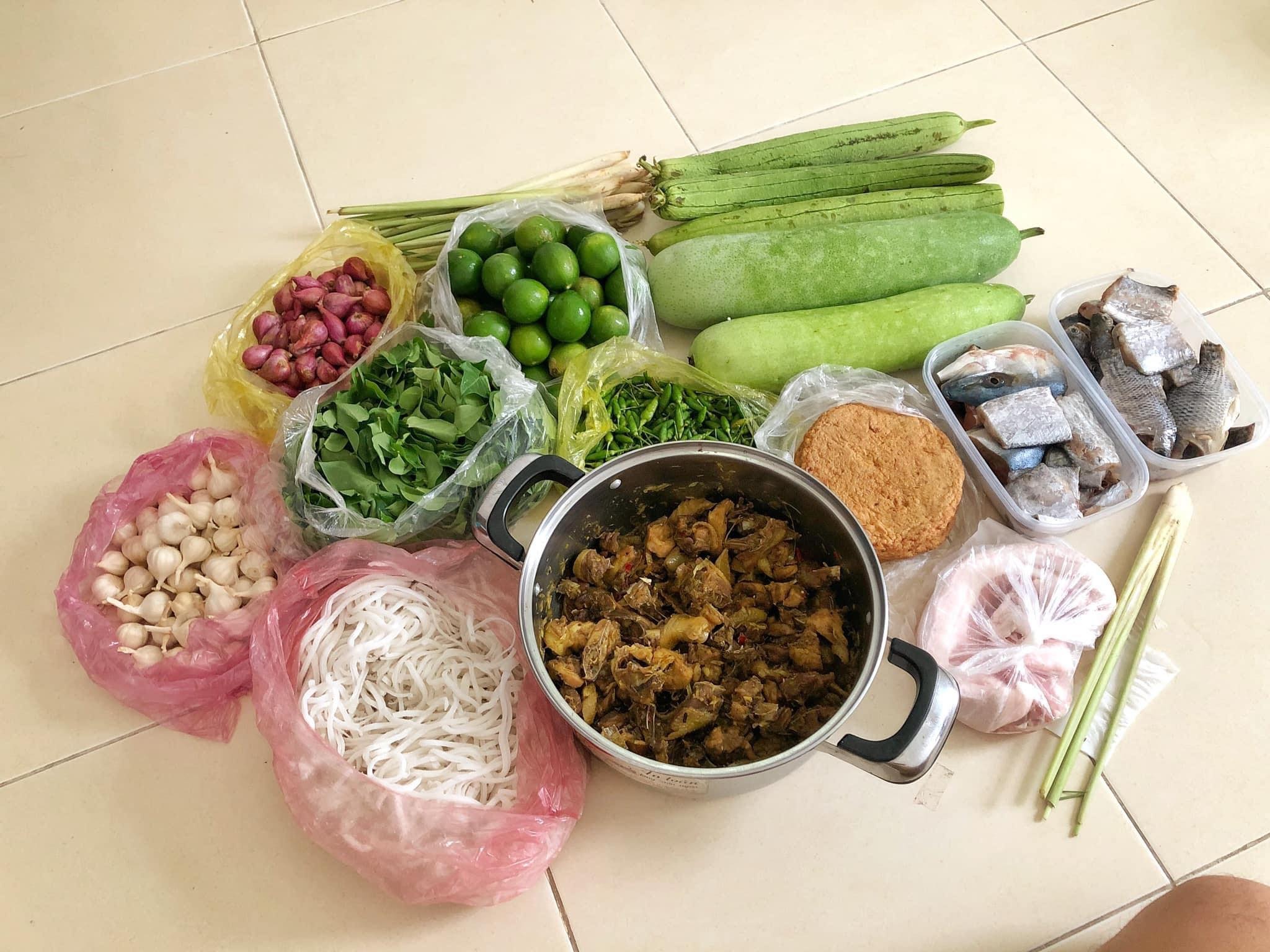 cu dan chung cu an Tet anh 3