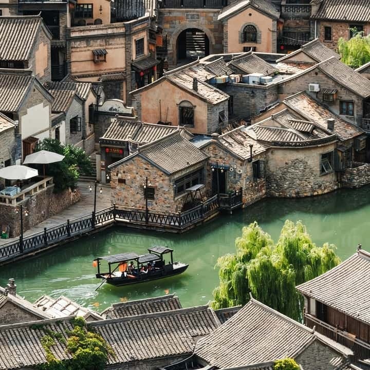 Những điểm đến hư cấu vẫn hút khách
