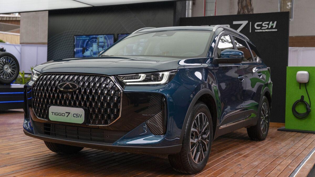xe hybrid ảnh 4