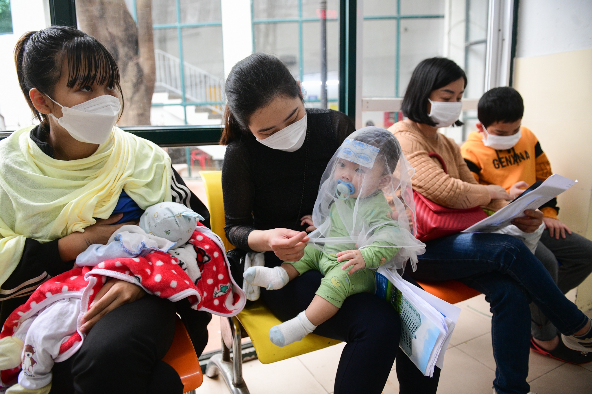 6 buoc cha me can luu y khi dua con di kham tai benh vien hinh anh