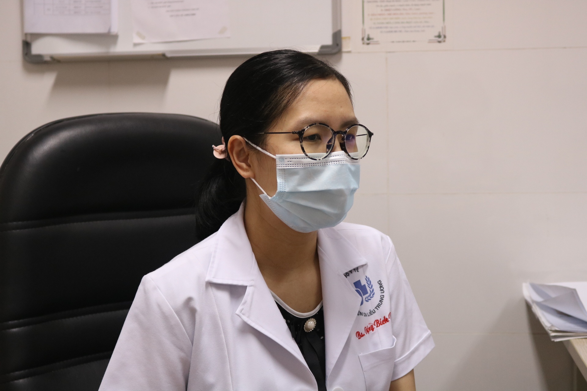 Mun moc chi chit sau nhiem nCoV anh 1