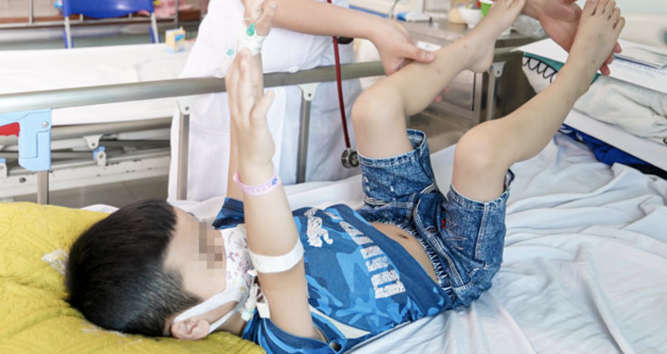 Xuat huyet nao 3 lan vi mau kho dong anh 1