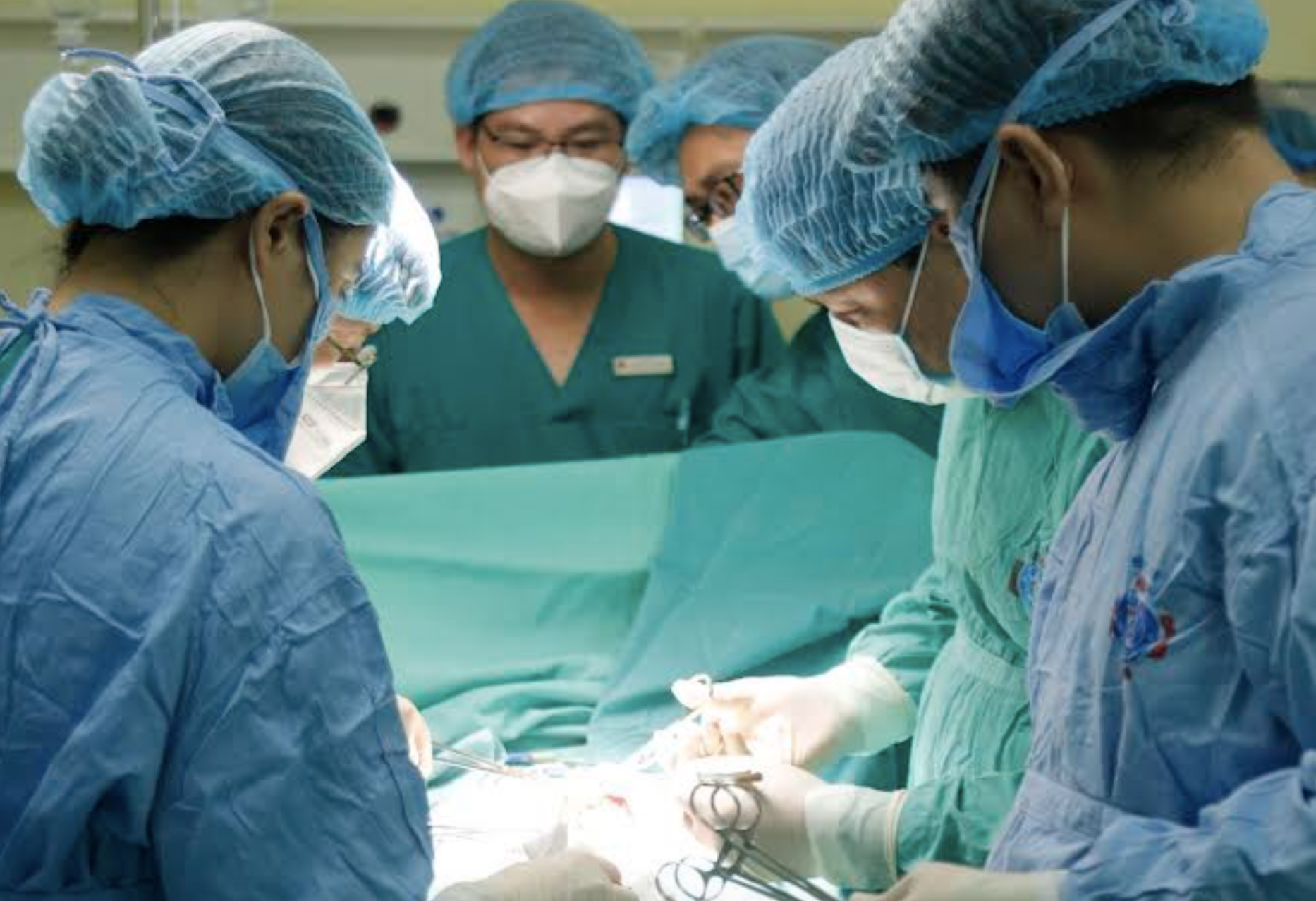 Ra mau bat thuong, thai phu duoc phat hien mac ung thu hinh anh