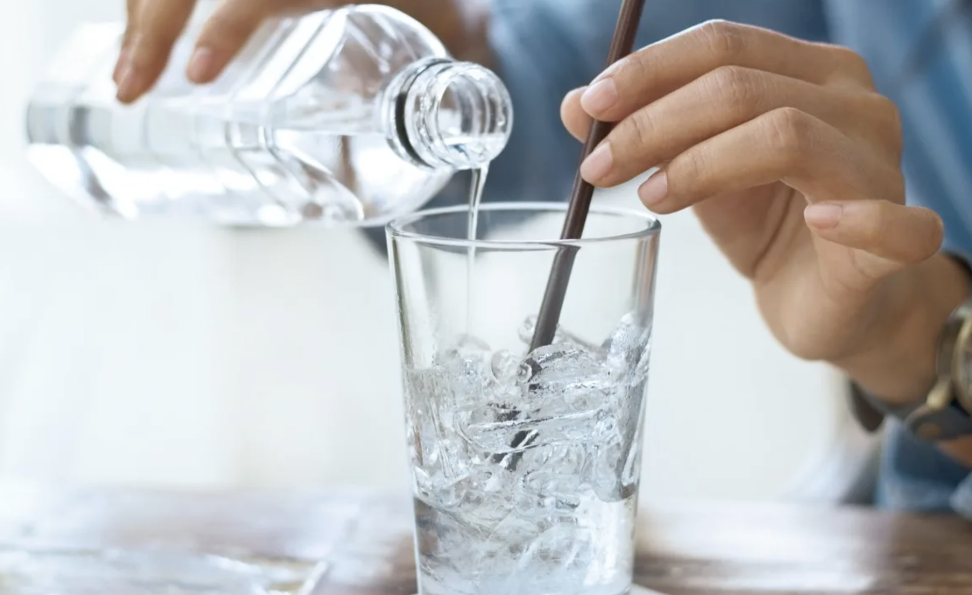 Canh giac voi viem hong,  viem thanh quan mua he anh 1