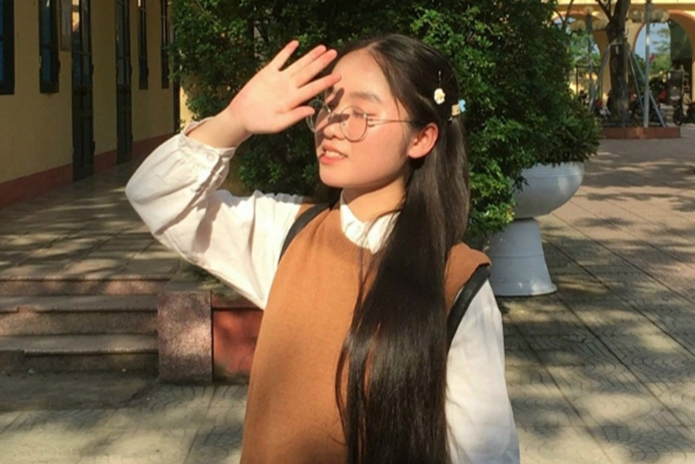 Hoc sinh lop 11 tim lop on thi online som de tang co hoi do dai hoc hinh anh