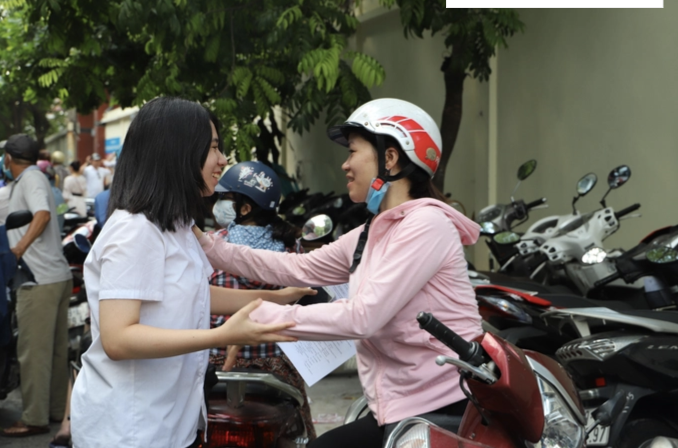 mừng rỡ khi trượt trường chuyên ảnh 2 mung ro khi truot truong chuyen anh 2