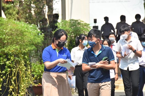 Diem chuan tuyen sinh lop 10 o TP.HCM anh 1