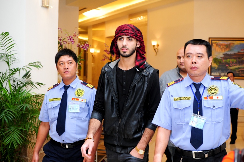 Buoi dau gia cua 'trai dep truc xuat'... e bat ngo hinh anh