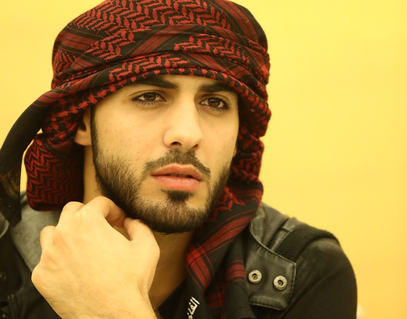 Anh 'trai dep truc xuat' tai dau gia hinh anh