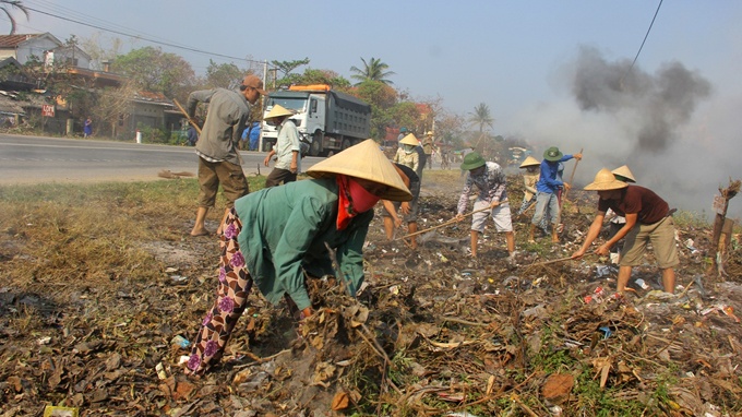 Hang ngan nguoi Quang Binh don duong don Dai tuong hinh anh