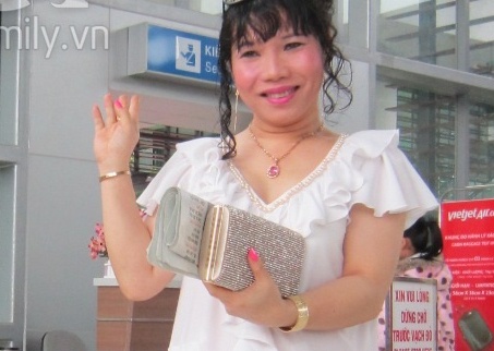Cuoc song hanh phuc cua co giao chuyen gioi Quynh Tram hinh anh