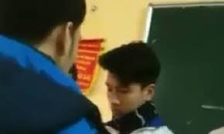 Chuyen thay giao tat hoc sinh sang lam phuc vu hinh anh