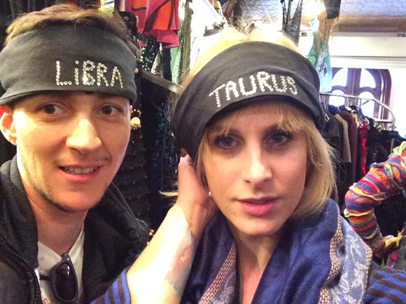 Hai nghệ sĩ Zackary Drucker và Rhys Ernst chuyển giới theo hướng ngược nhau, đã lưu giữ lại từng biến đổi của cả hai người về cả giới tính và tình yêu của họ. Một bộ sưu tập các bức ảnh đang được trưng bày tại Bảo tàng Nghệ thuật Hoa Kỳ Whitney từ 7/3 – 25/5 năm nay.