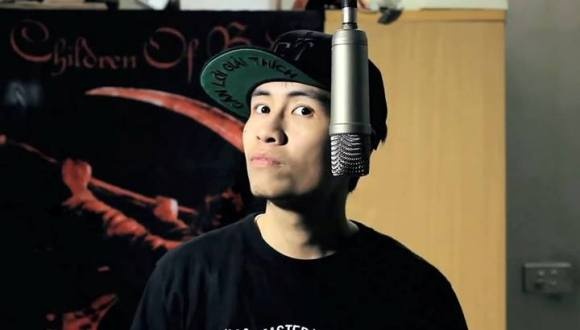 Toàn Shinoda là một vlogger có tiếng trong cộng đồng mạng với khả năng.