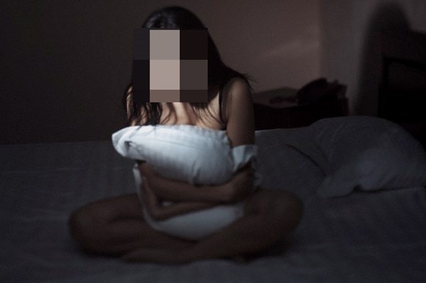 Tam su co gai 2 doi chong, nhiem HIV duoc trai tan ngo loi hinh anh