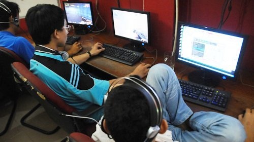 Giat minh voi lam kieu viet tat cua gioi tre hinh anh