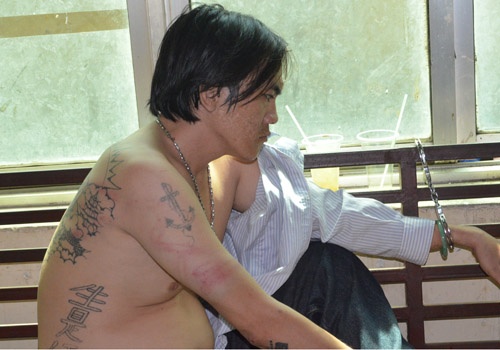 Ban ma tuy cong khai truoc diem cai nghien hinh anh