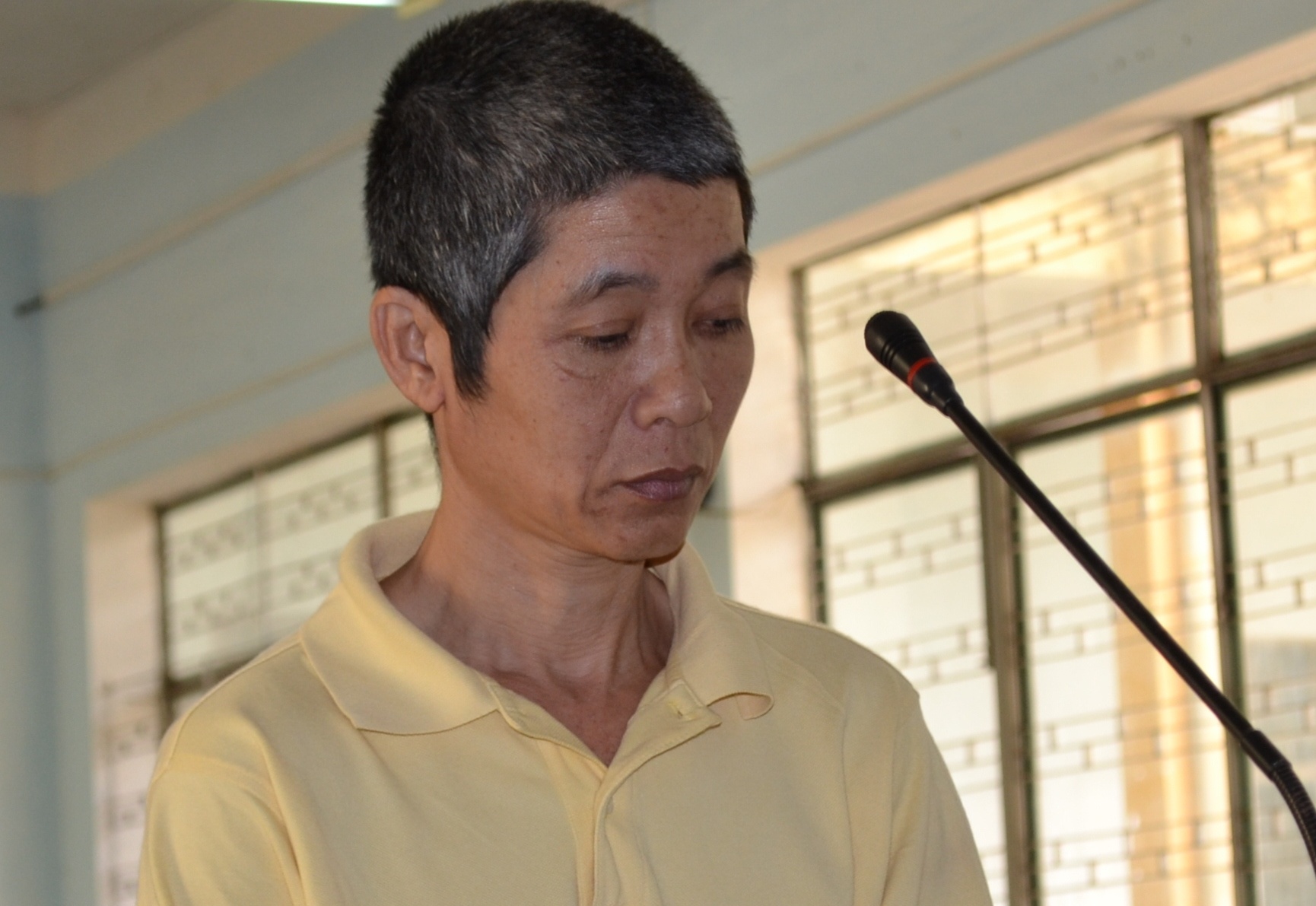 Gio tro doi bai voi tre em, tron 12 nam van khong thoat hinh anh