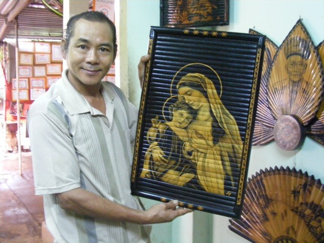 Ky nhan ve tranh bang khoi ngan 'do' o Dong Nai hinh anh