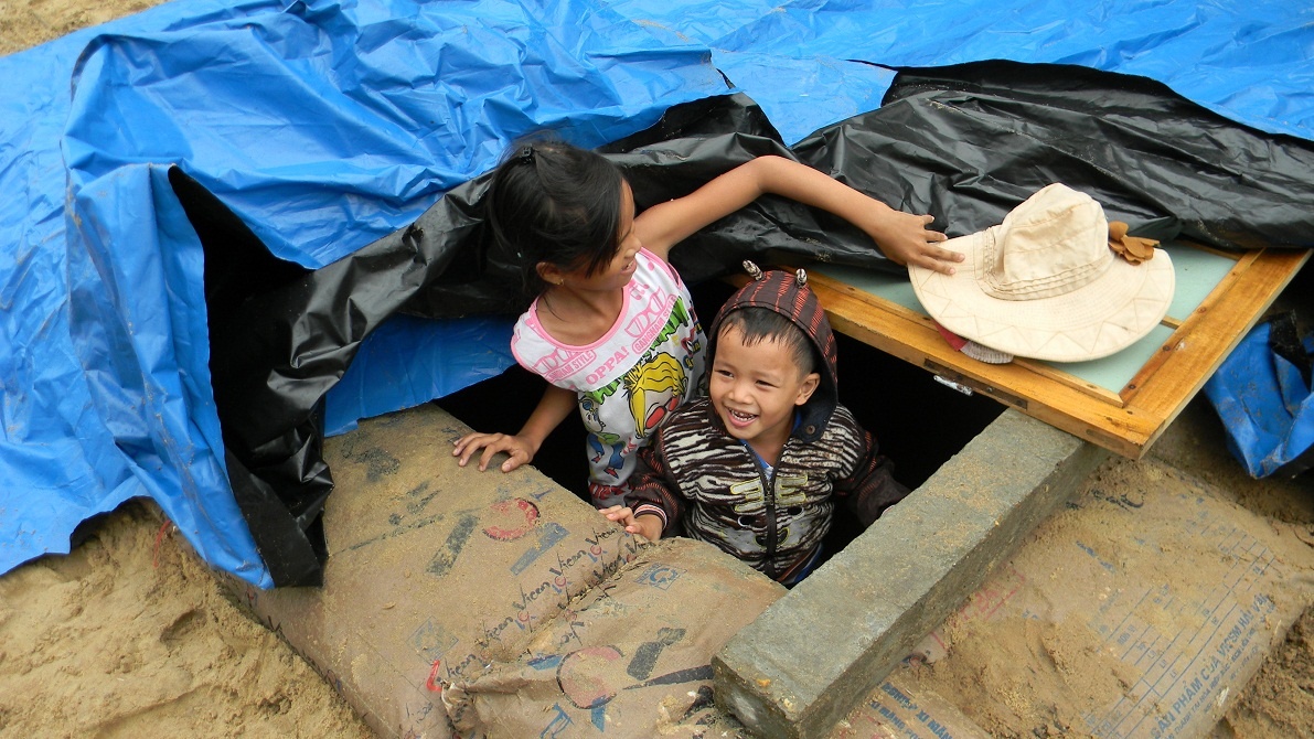 Can canh ham da chien tru sieu bao cua dan bien Quang Nam hinh anh