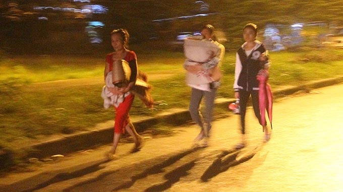 Dao Ly Son mua lon, 2 nguoi chet o Quang Nam hinh anh