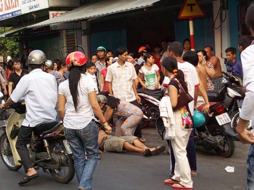 Chem nhau kinh hoang sau cuoc nhau than tinh hinh anh