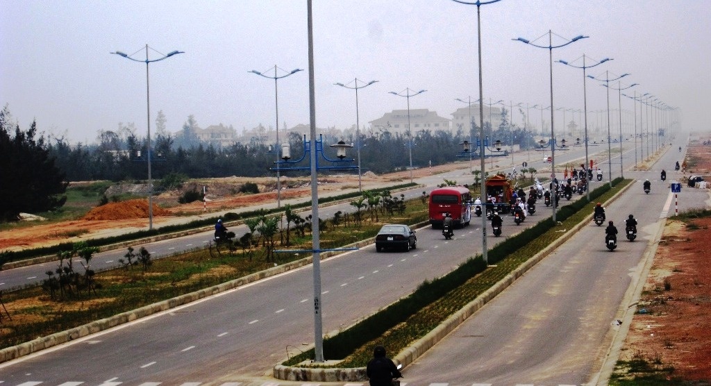 Can canh duong mang ten Vo Nguyen Giap tai Quang Binh hinh anh