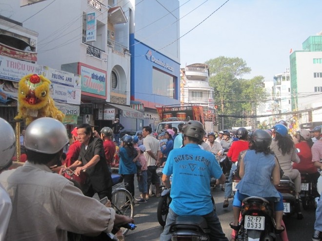 Xay ra 55 vu tai nan giao thong ngay mung 1 Tet hinh anh