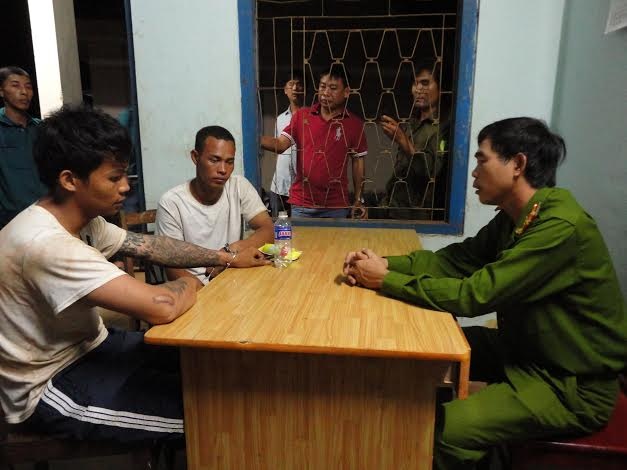 Bat 23 con nghien nhot can bo roi bo tron hinh anh