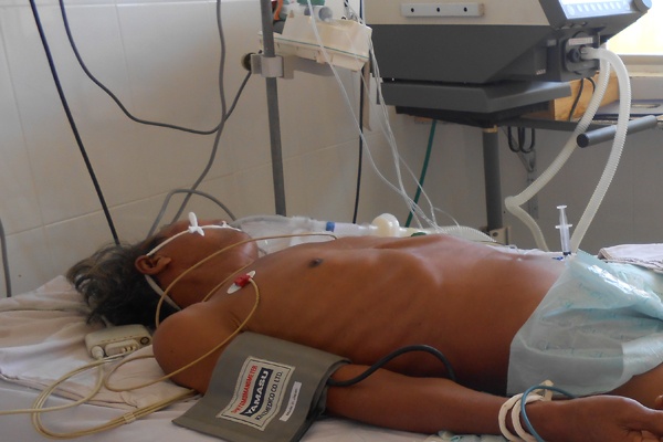 Mot nguoi tu vong do an nhong ve sau hinh anh