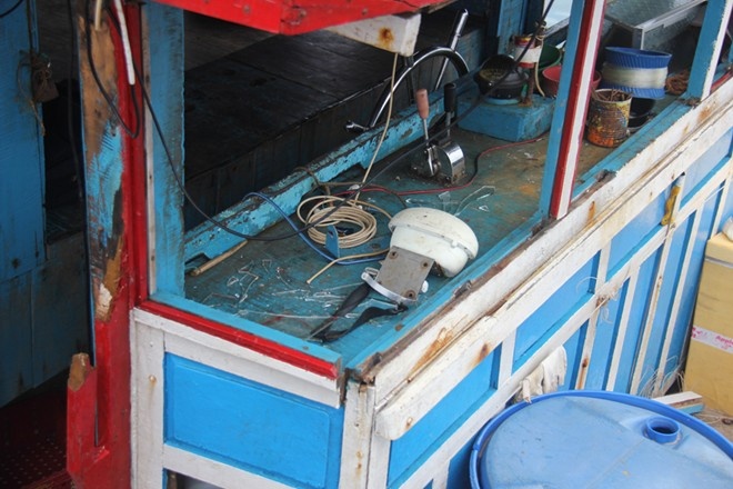 2 ngu dan Viet Nam bi kiem ngu Trung Quoc danh trong thuong hinh anh