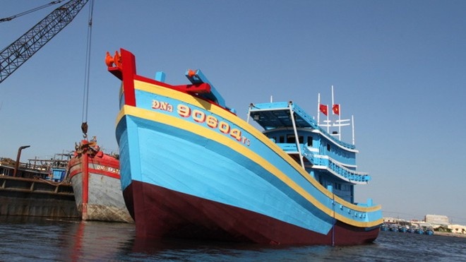 Can canh tau 'khung' o Da Nang chuan bi thang tien Hoang Sa hinh anh