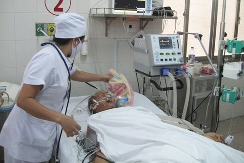 Mot nguoi tu vong do an gan ca noc hinh anh