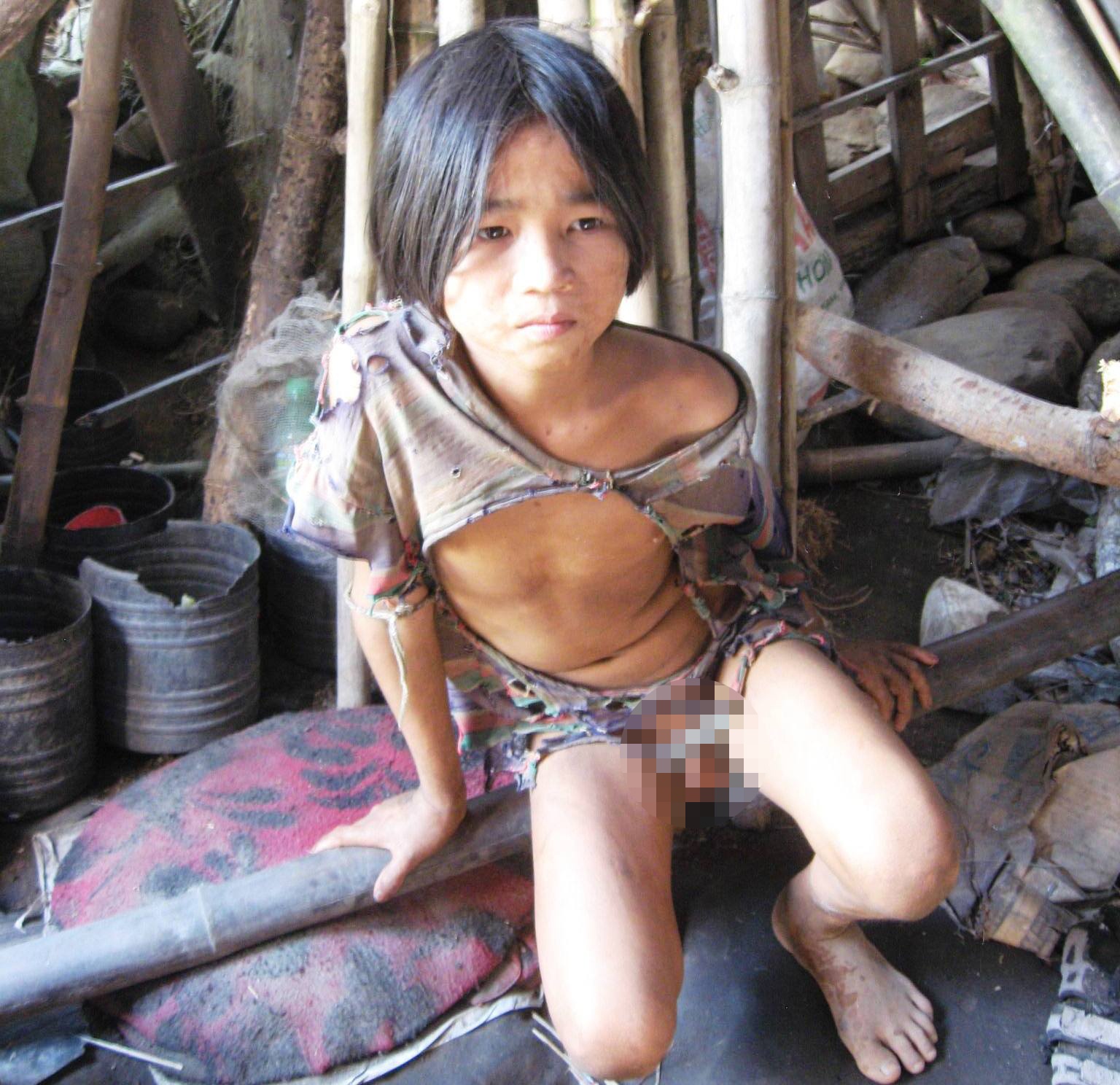 Cau be khong noi duoc tieng nguoi, thich an ca song hinh anh