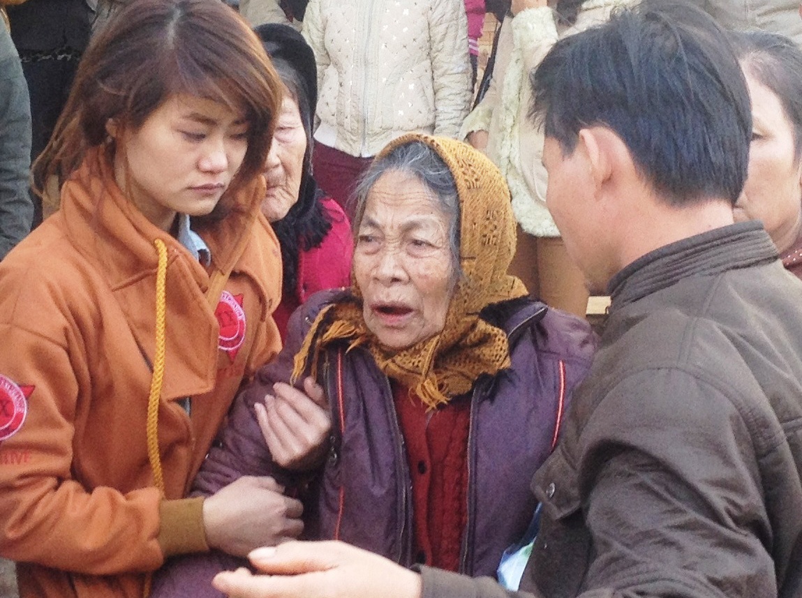 Nu sinh hoc gioi suot 12 nam bi sat hai trong dem hinh anh