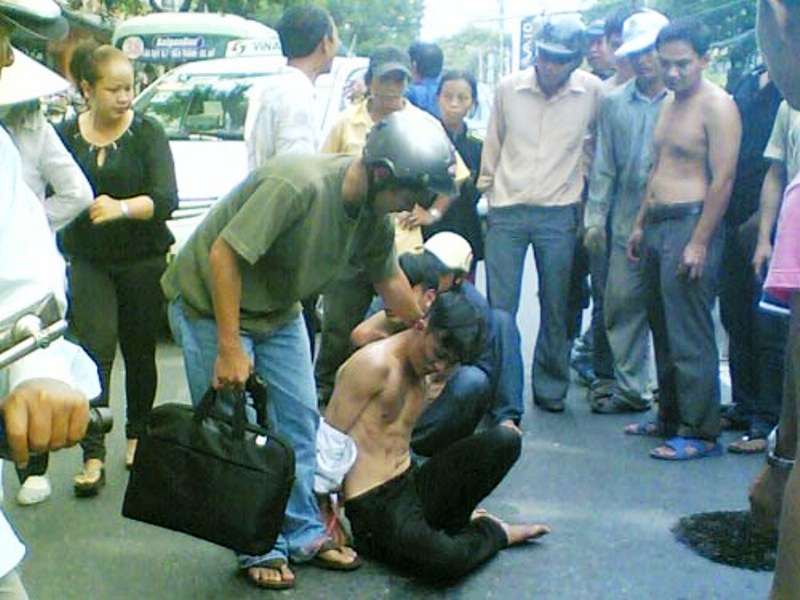 trinh sat tuan tra bat cuop anh 1