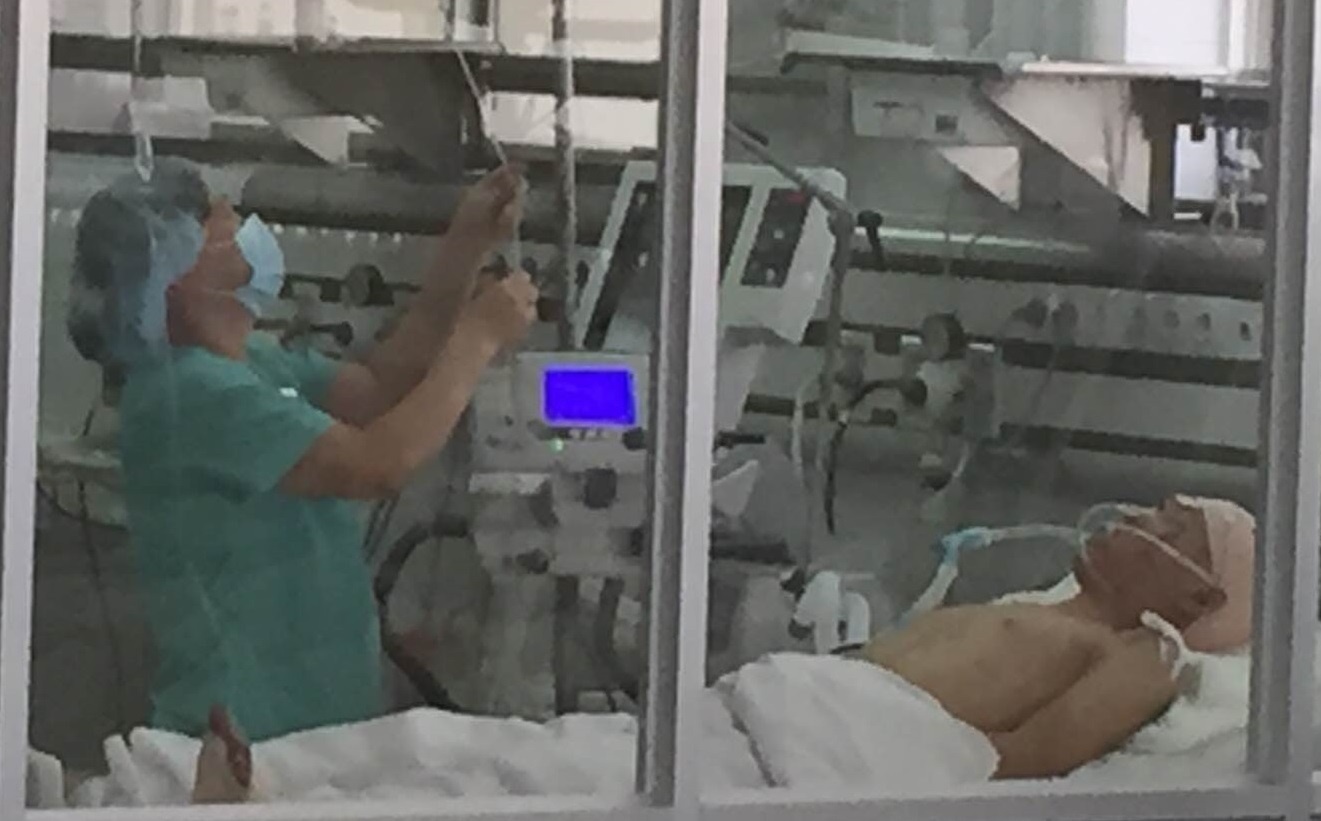 Ban tay cua nan nhan bi giang ho chem dut khong noi lai duoc hinh anh