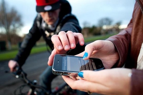 Ky nang phong chong cuop giat tren pho hinh anh