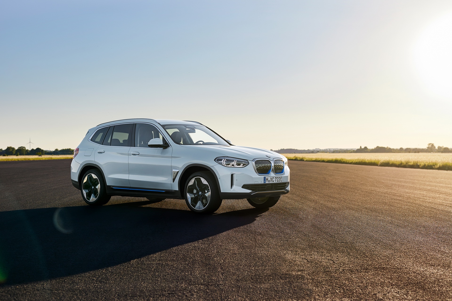 BMW,  Mercedes,  Audi,  iX3,  BMW iX3,  SUV ảnh 7 BMW,  Mercedes,  Audi,  iX3,  BMW iX3,  SUV anh 7