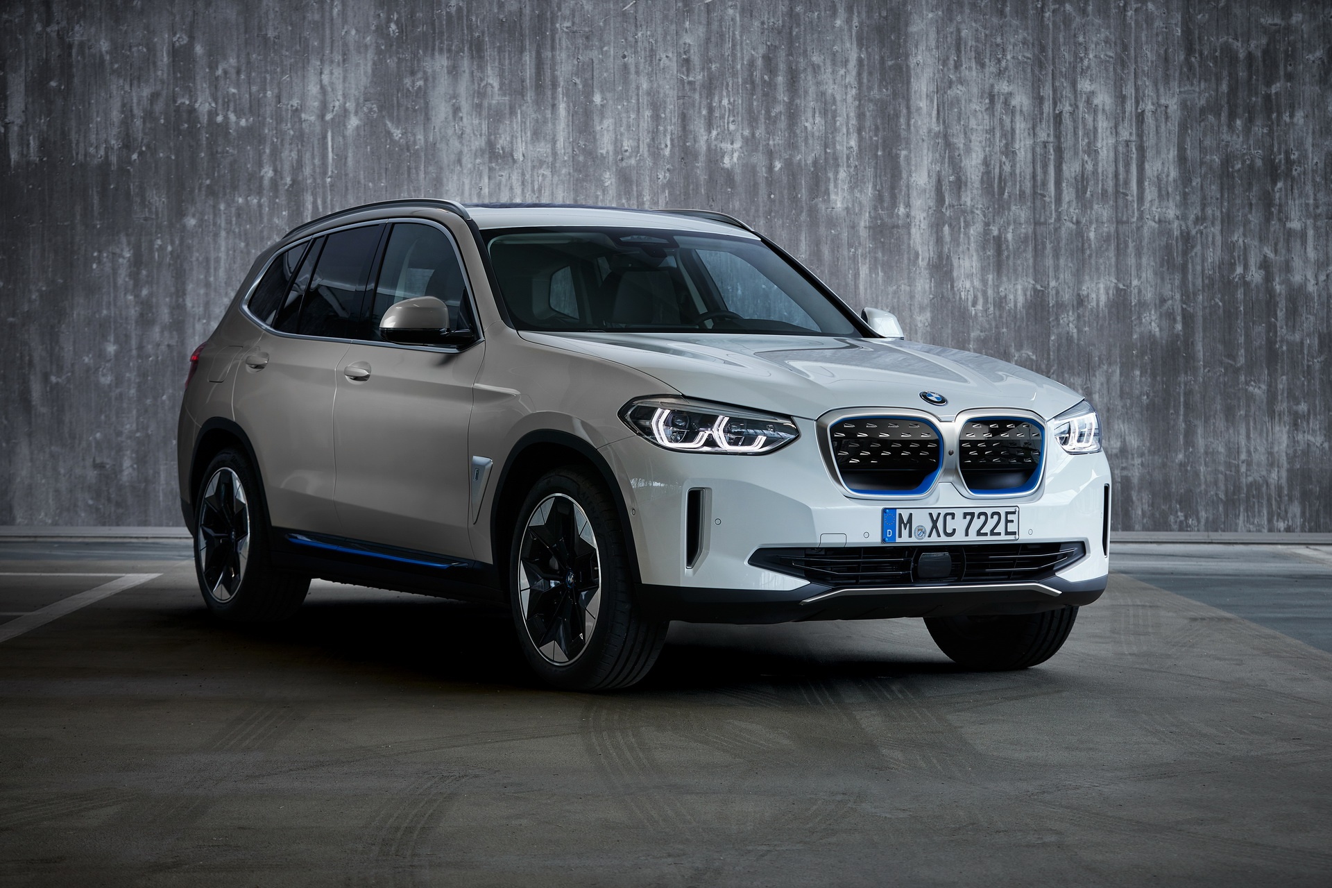 BMW,  Mercedes,  Audi,  iX3,  BMW iX3,  SUV ảnh 4 BMW,  Mercedes,  Audi,  iX3,  BMW iX3,  SUV anh 4