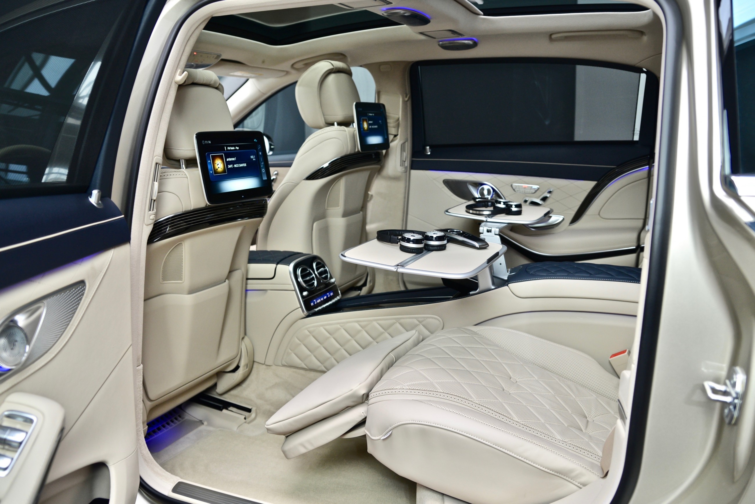 xe sang Mercedes-Benz anh 13