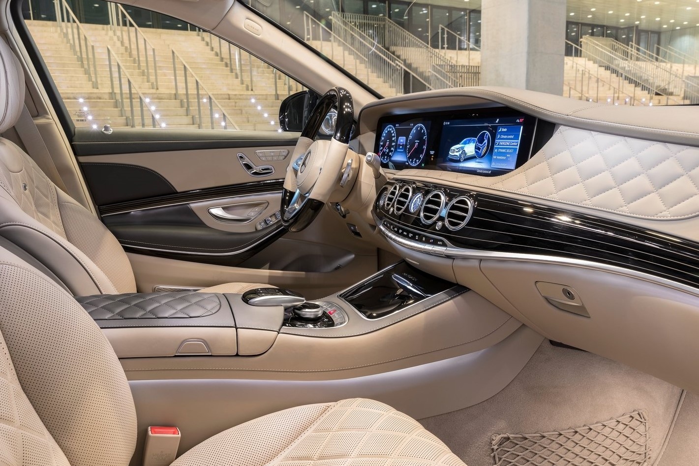 xe sang Mercedes-Benz anh 18