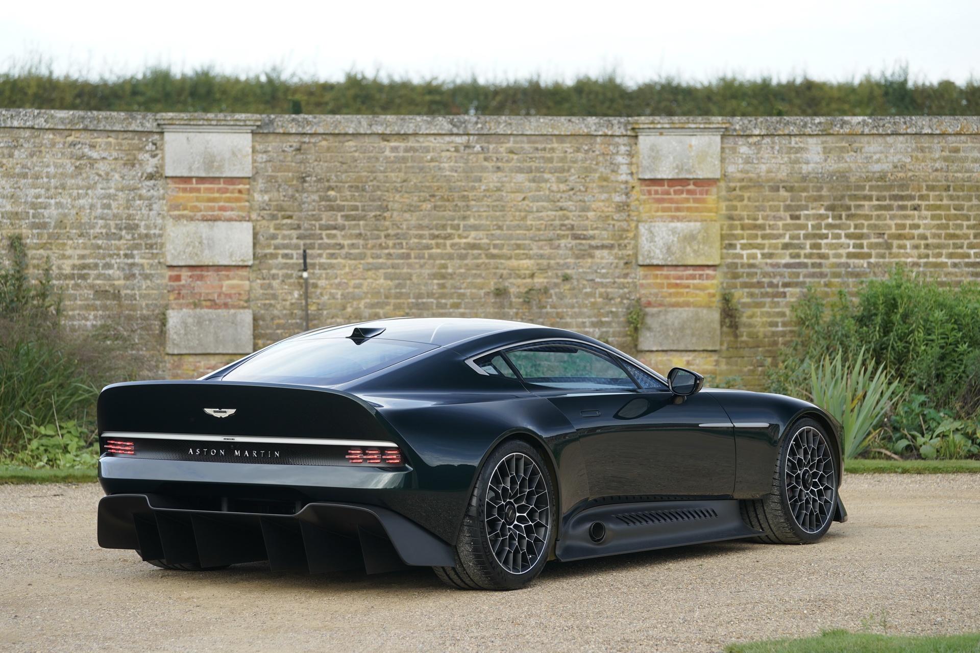 aston martin,  v8,  vantage,  aston martic victor ảnh 9 aston martin,  v8,  vantage,  aston martic victor anh 9