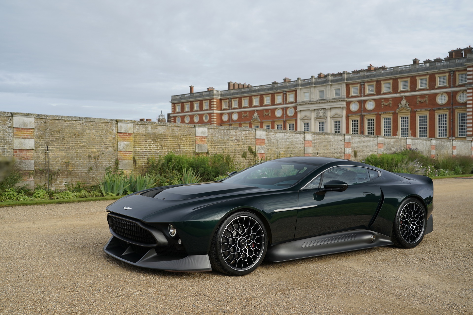 aston martin,  v8,  vantage,  aston martic victor ảnh 17 aston martin,  v8,  vantage,  aston martic victor anh 17