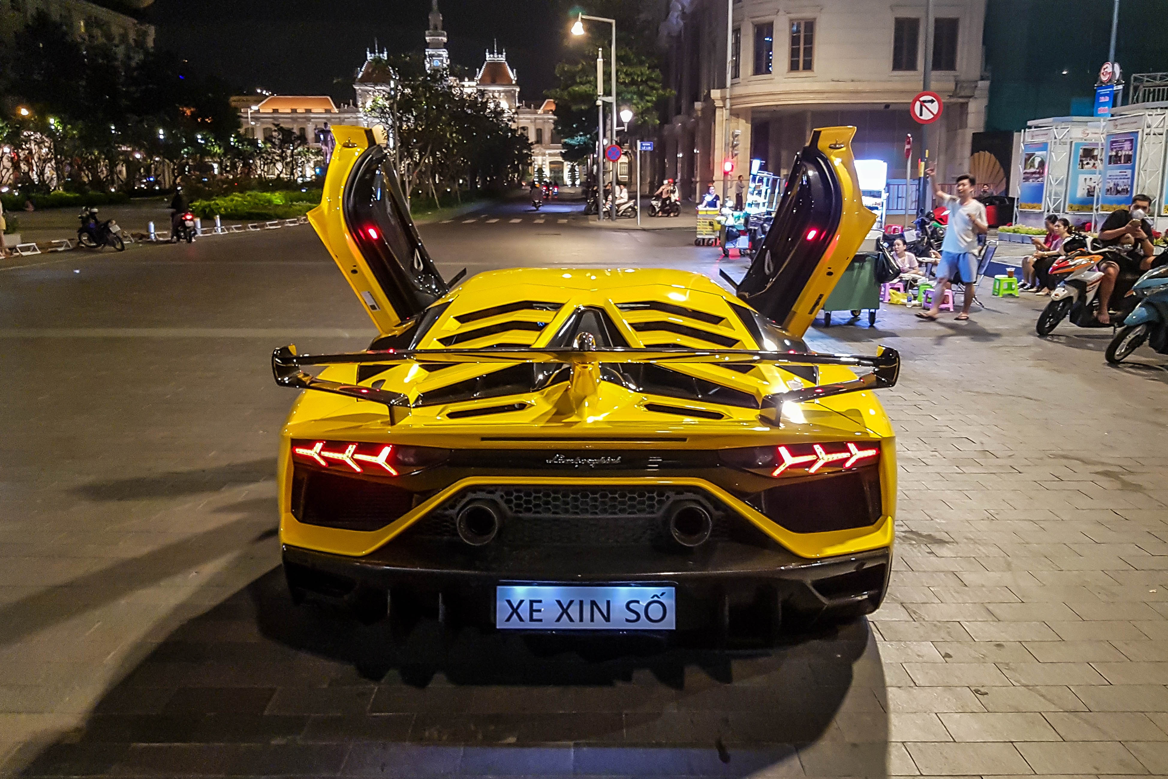 Lamborghini Aventador SVJ thứ 2 tại Việt Nam ảnh 9 Lamborghini Aventador SVJ thu 2 tai Viet Nam anh 9