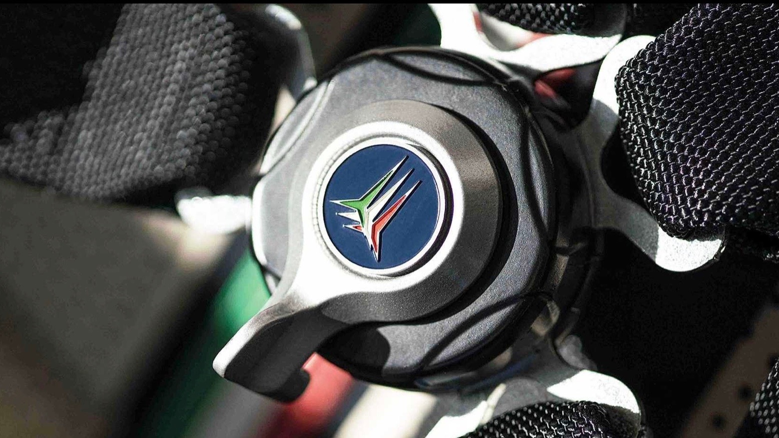 pagani,  tricolore,  pagani huayra,  huayra,  pagani huayra tricolore,  zonda,  zonda tricolore,  pagani zonda tricolore anh 9